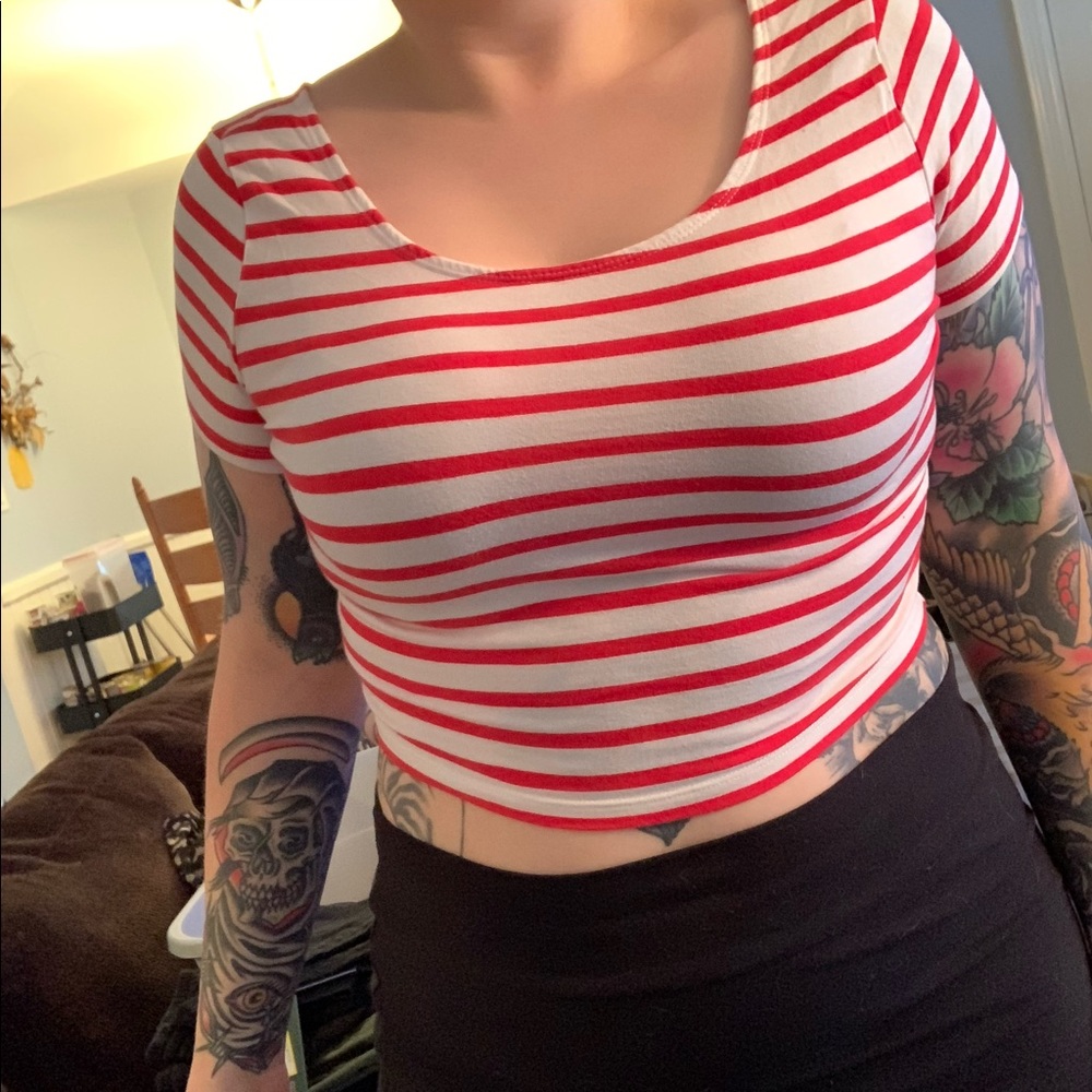 H&M Red White Striped Crop Top Size Medium